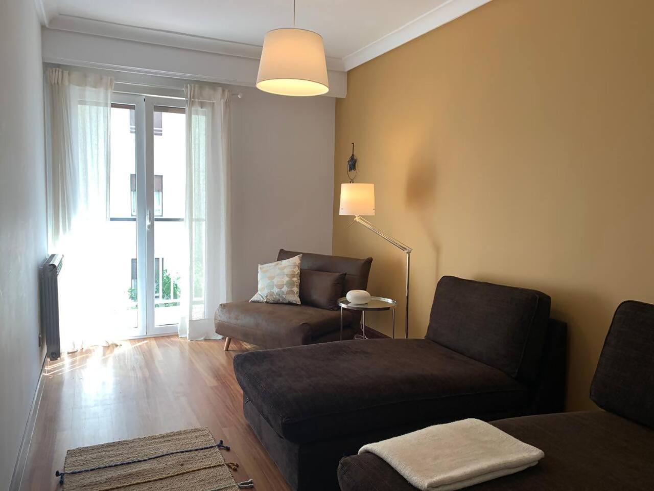 Amplio Apartamento En Gros Con Parking Privado Сан-Себастьян Экстерьер фото
